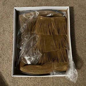 Minnetonka Brown Fringe Boots - BRAND NEW